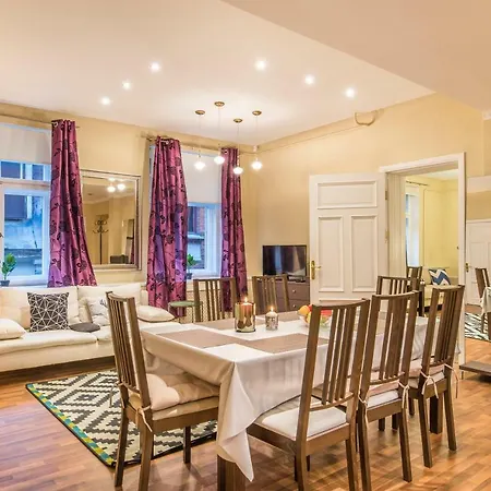 Appartement Charming Spacious 3 Bedroom In Old Town